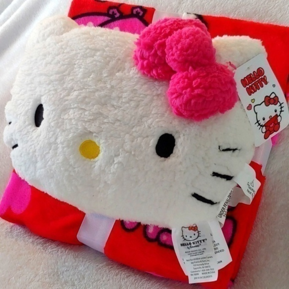 HELLO KITTY RED/LIGHT PINK BLANKET/PILLOW SET‼️